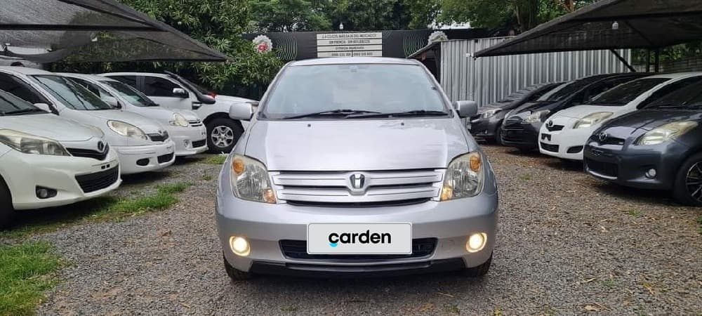 Toyota Ist 2004