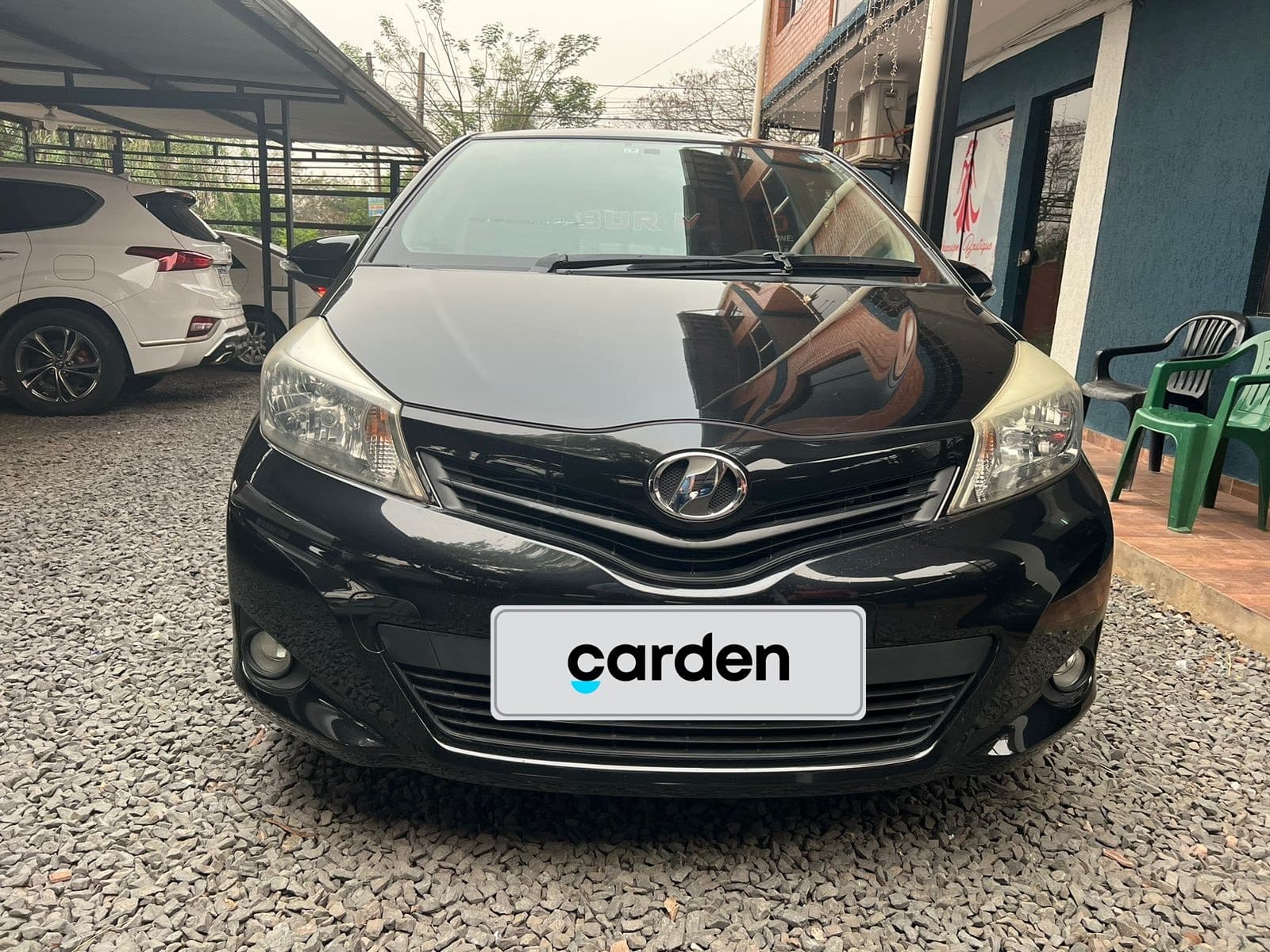 Toyota Vitz 2013