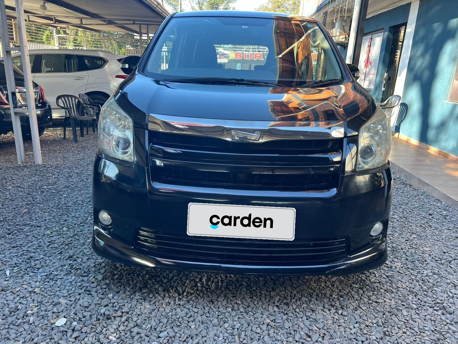 Toyota Noah 2008