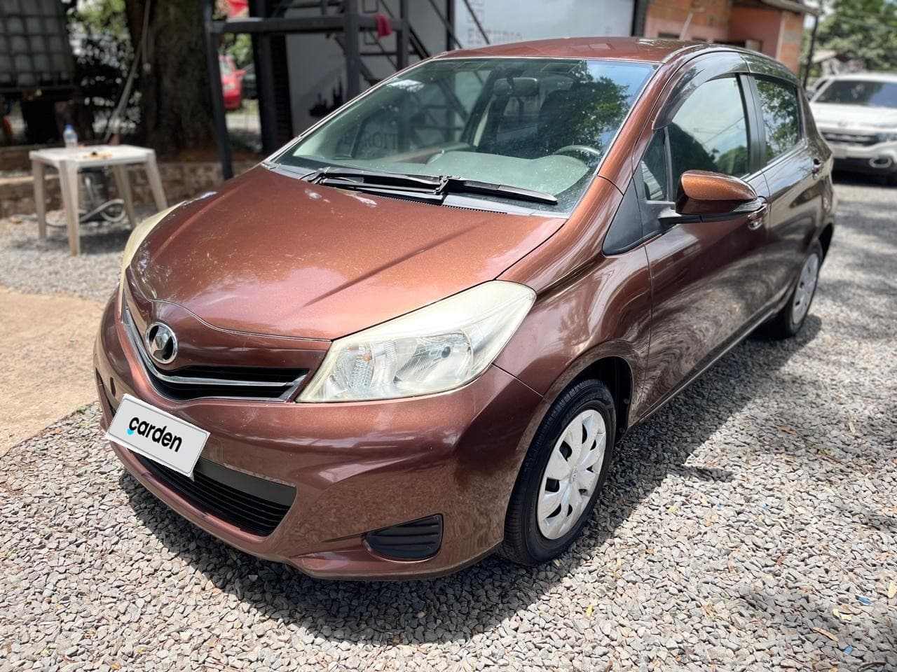 Toyota Vitz 2012