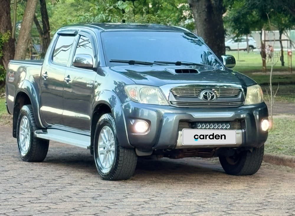 Toyota Hilux 2011