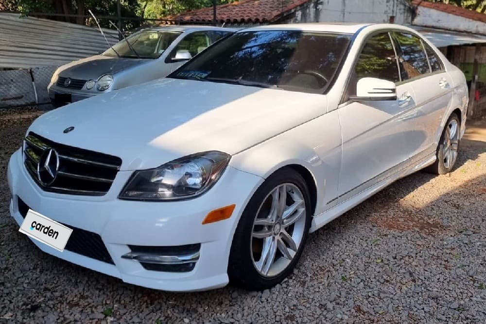 Mercedes-Benz C250 2013