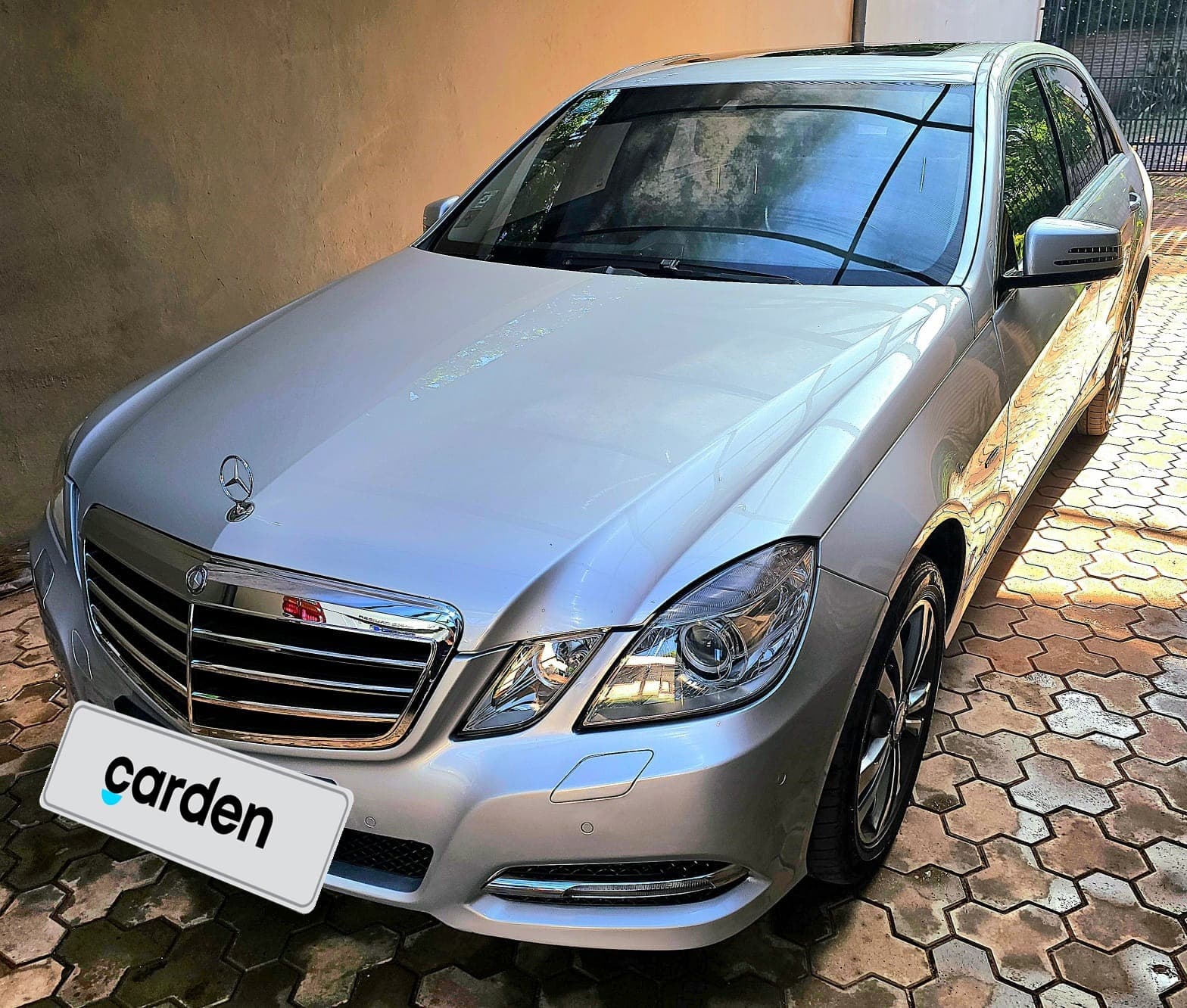 Mercedes-Benz E350 2012