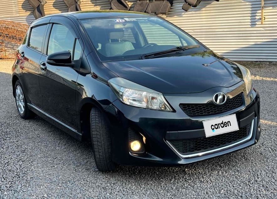 Toyota Vitz Rs 2011