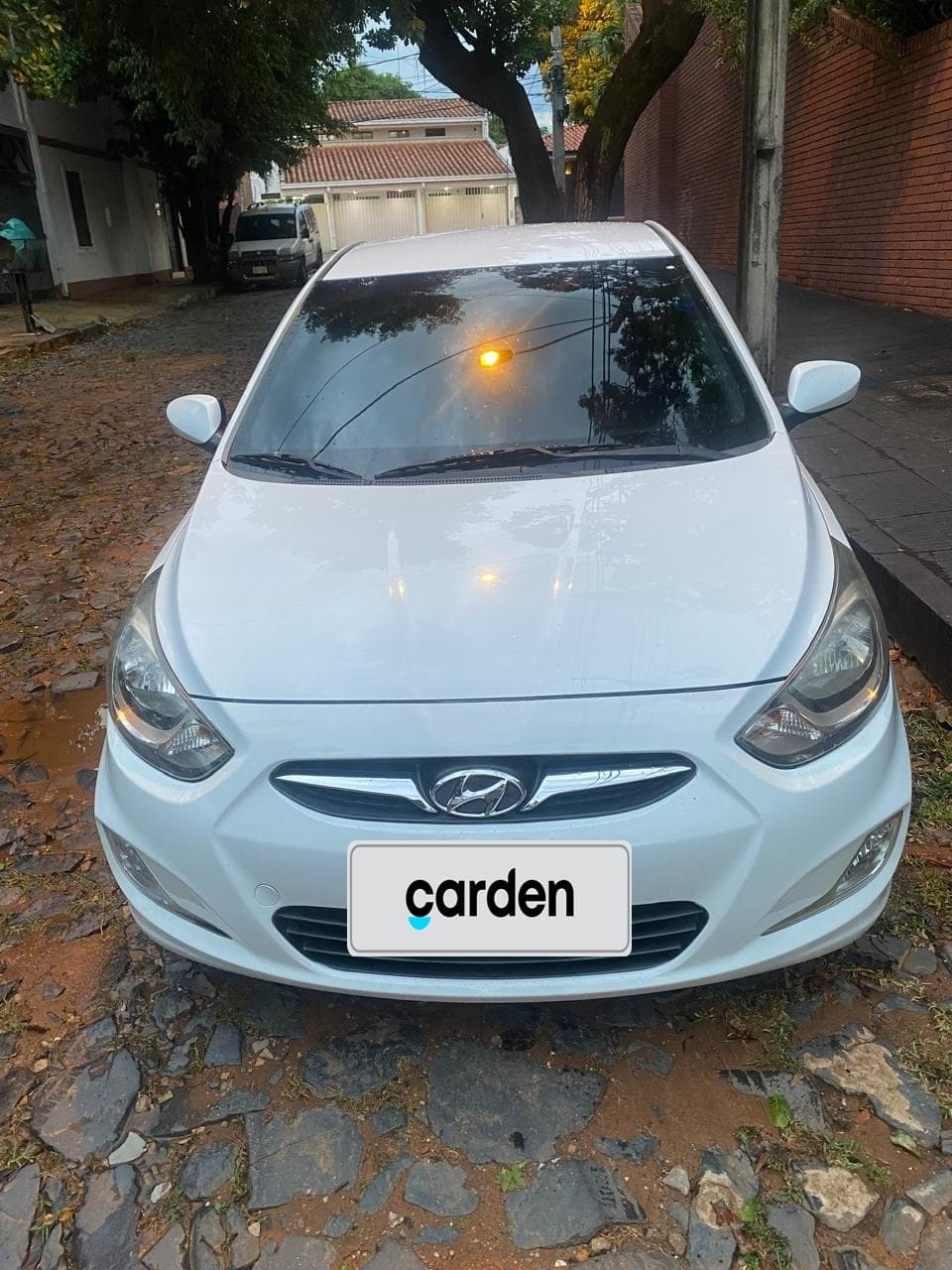Hyundai Accent 2015