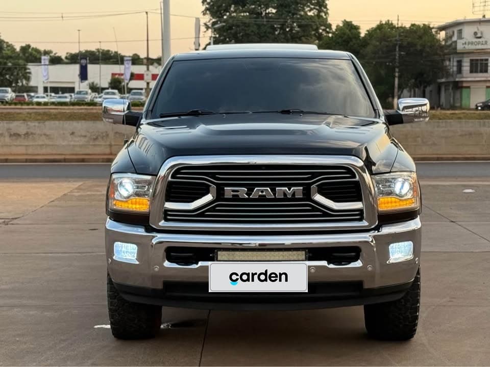 Dodge Laramie 2016