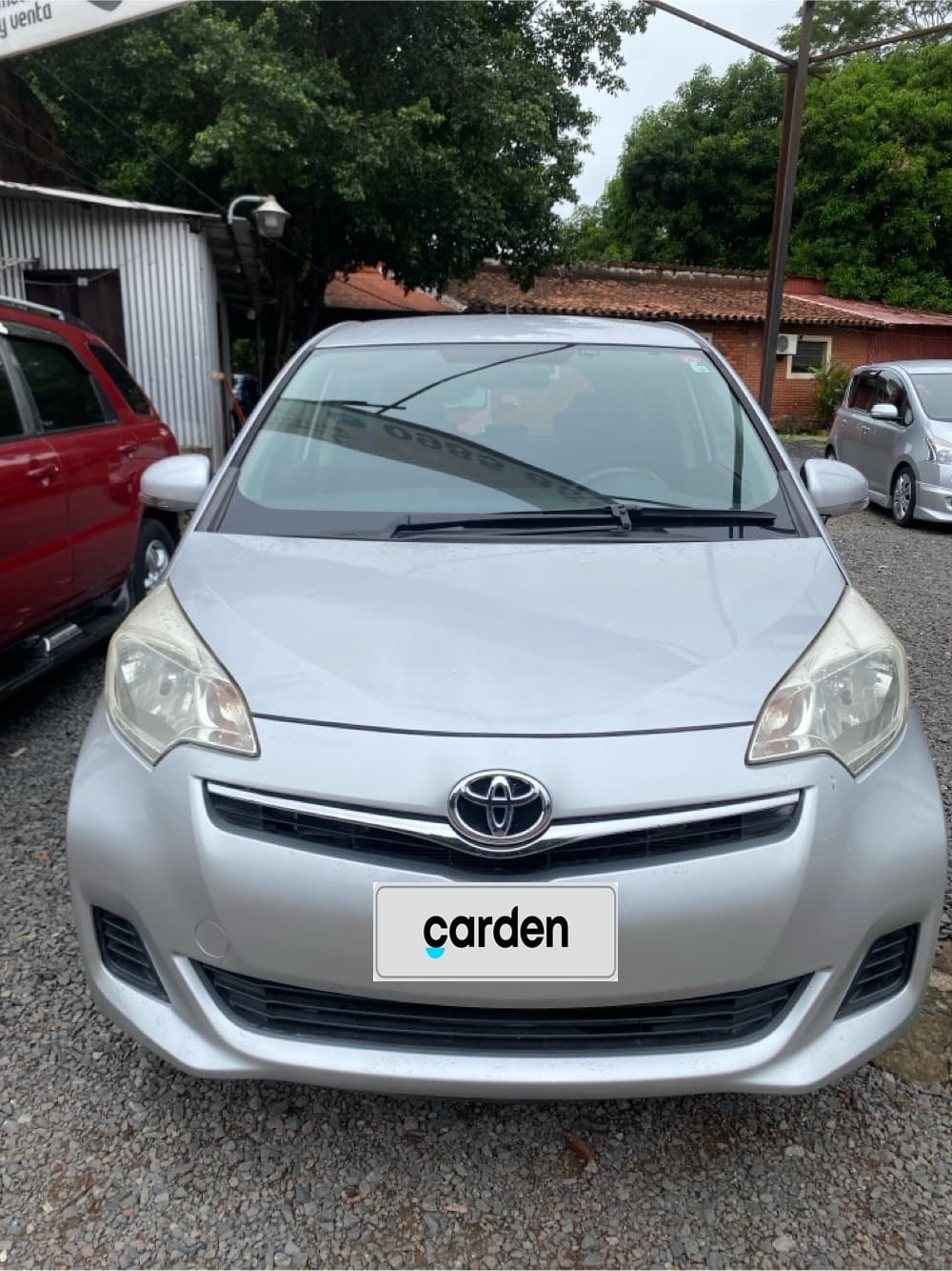 Toyota Ractis 2011