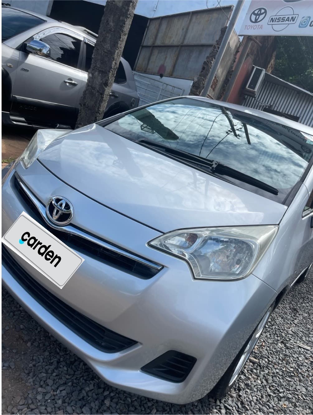 Toyota Ractis 2011