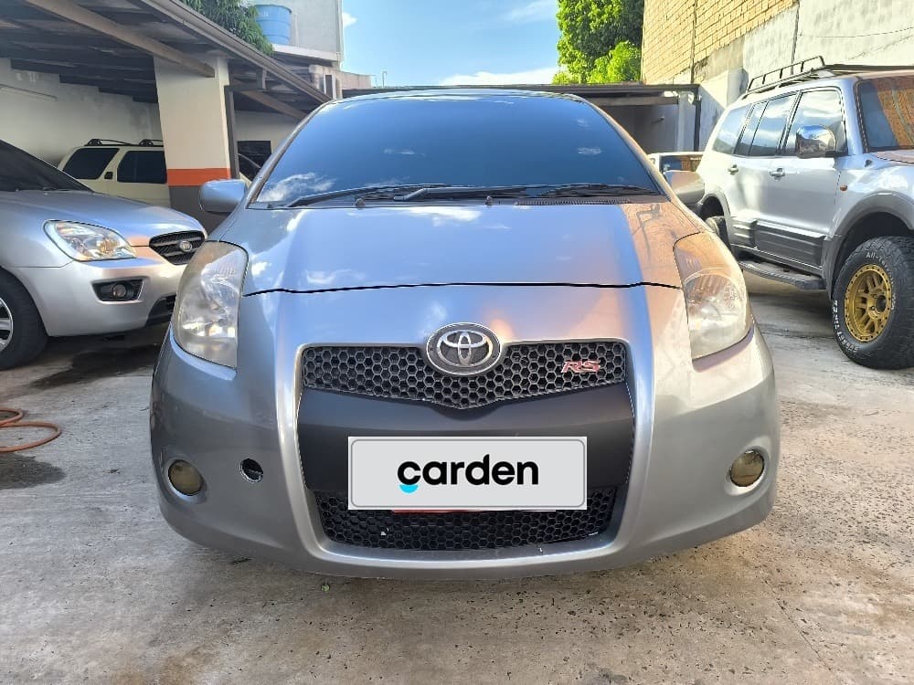 Toyota New Vitz 2006