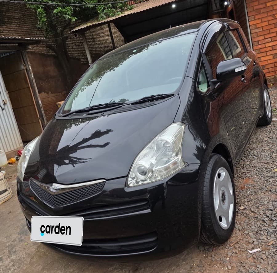 Toyota Ractis 2008