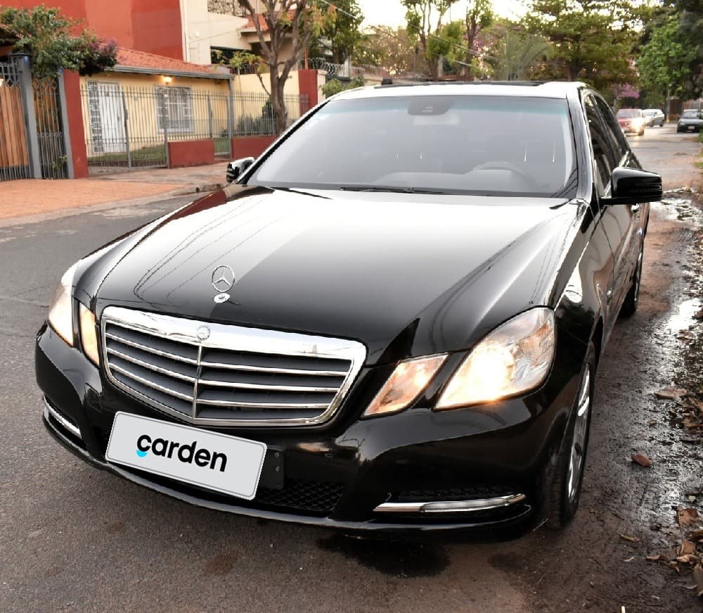 Mercedes-Benz E200 2011