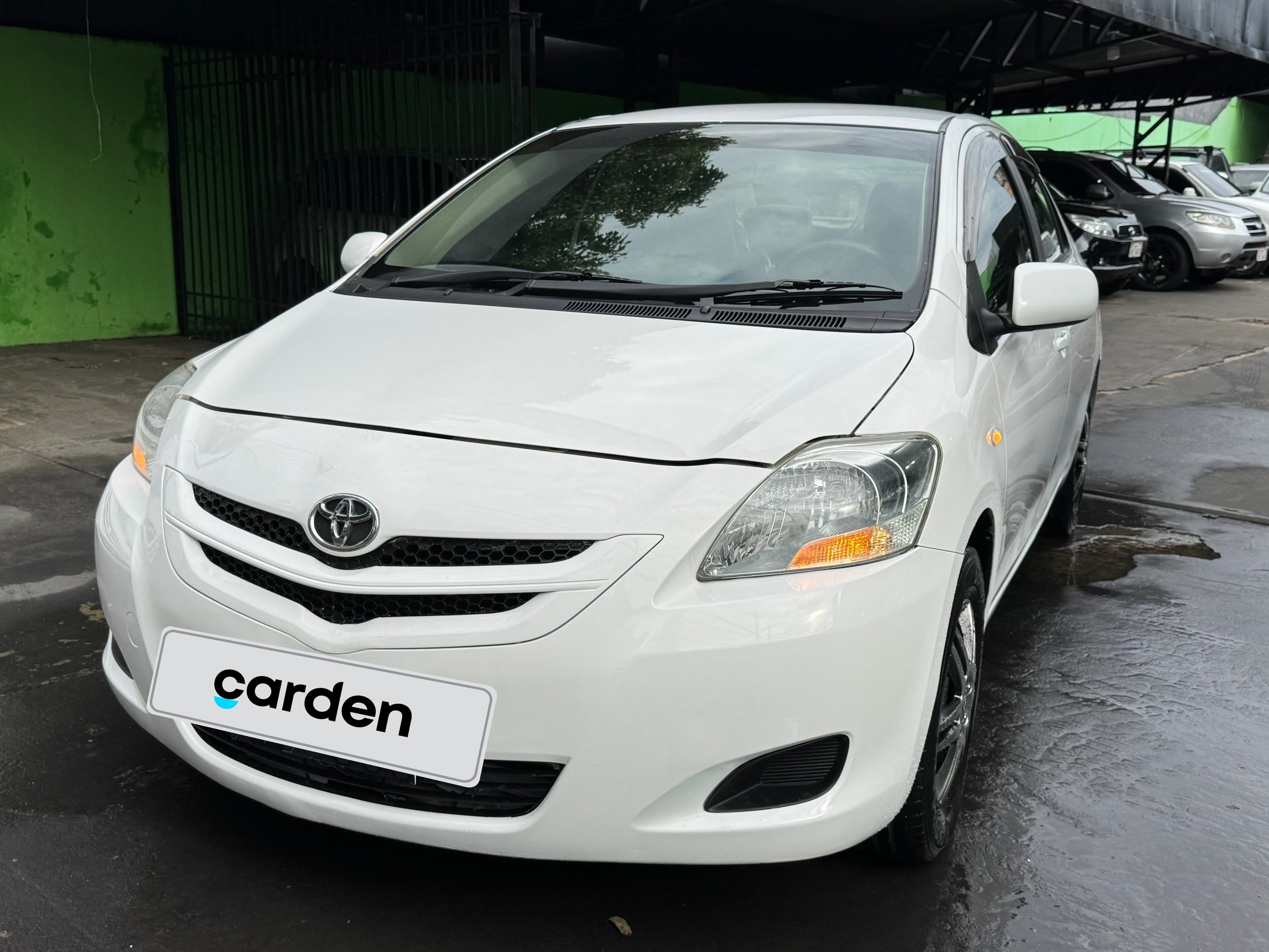 Toyota Belta 2005