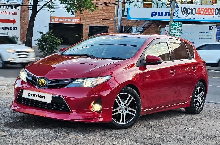 Toyota Auris 2014