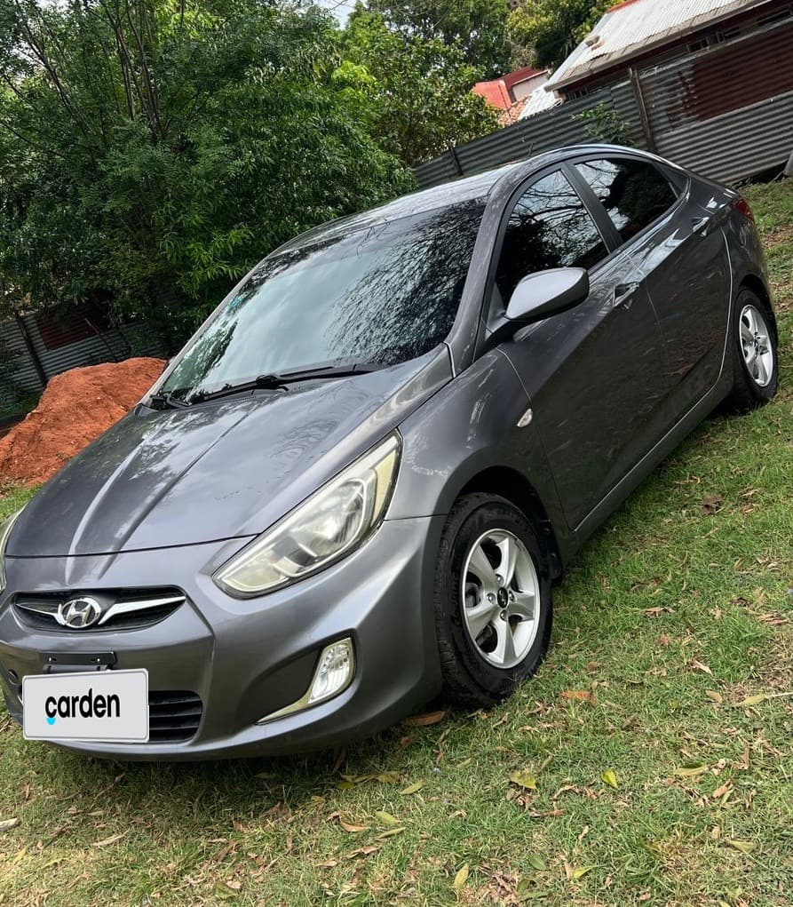 Hyundai Accent 2015