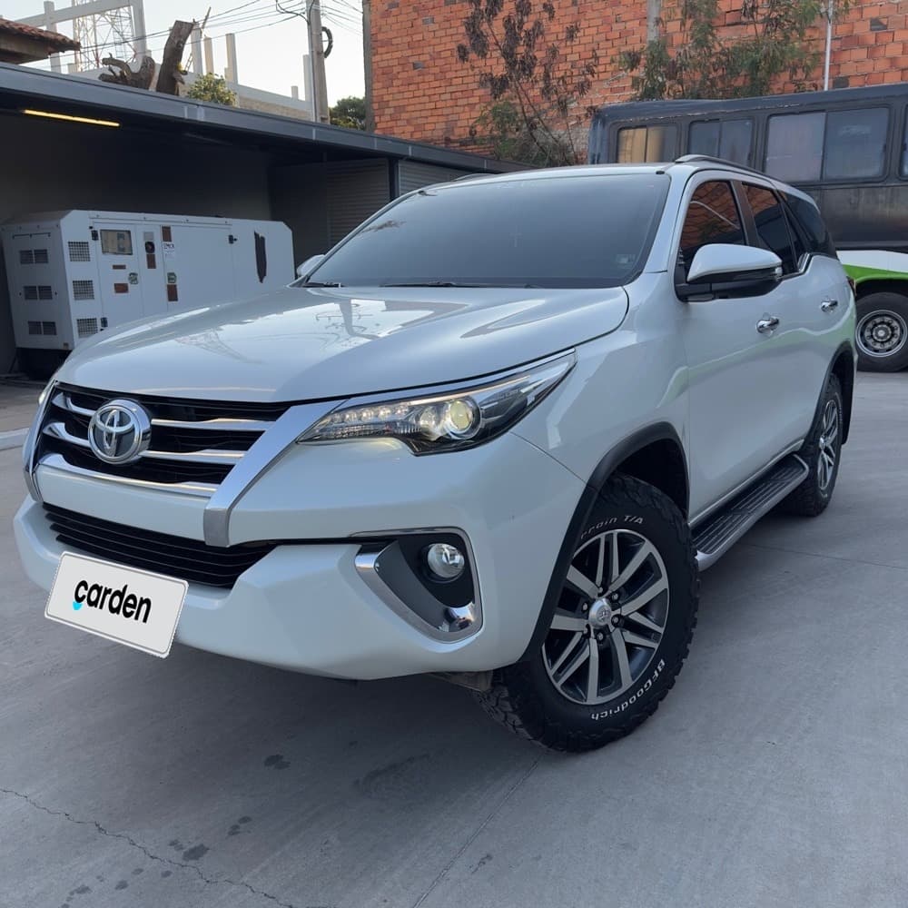 Toyota Fortuner 2021