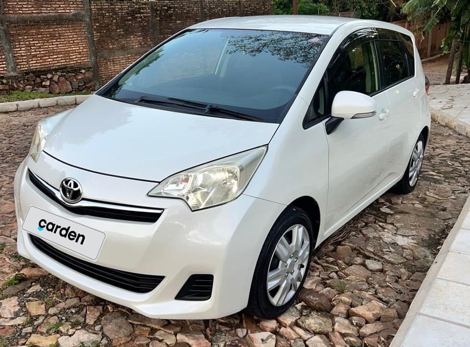 Toyota Ractis 2012