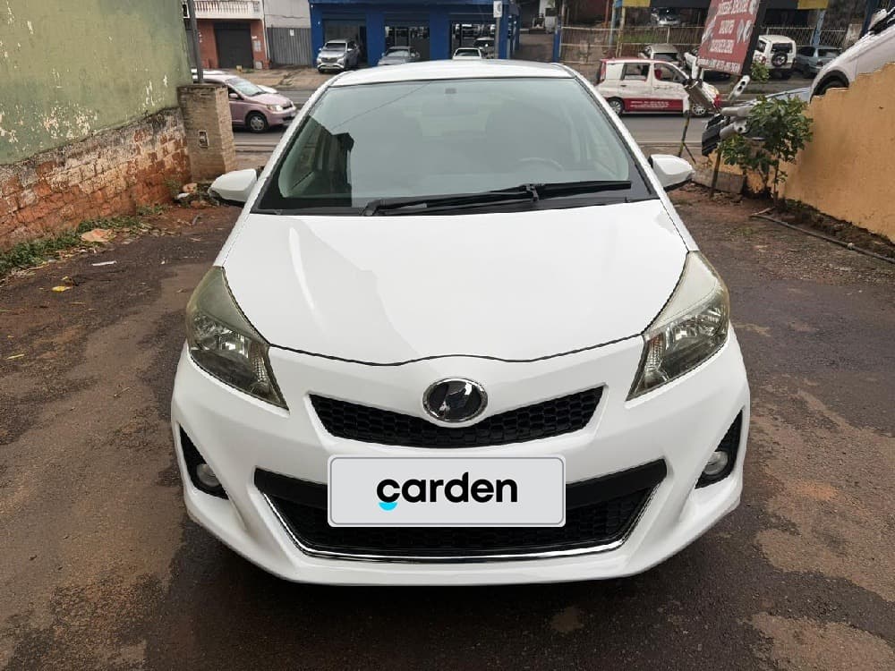 Toyota Vitz 2011