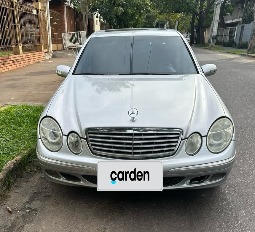 Mercedes-Benz E320 2005