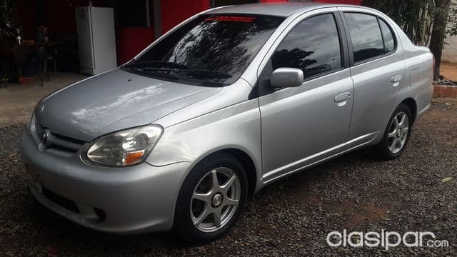 Toyota Platz 2003