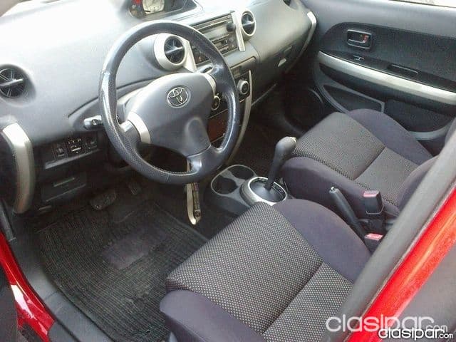 Toyota Ist 2003
