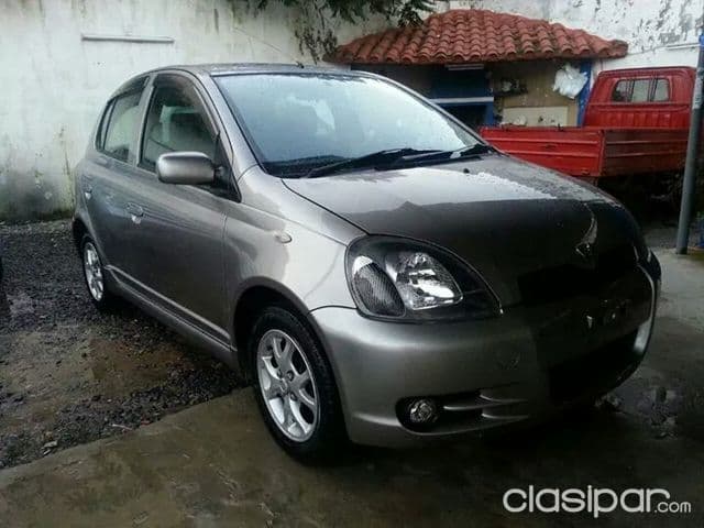 Toyota Vitz 2002