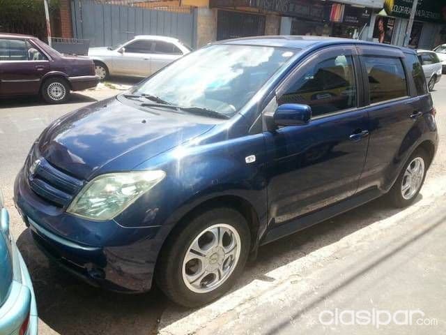 Toyota Ist 2004