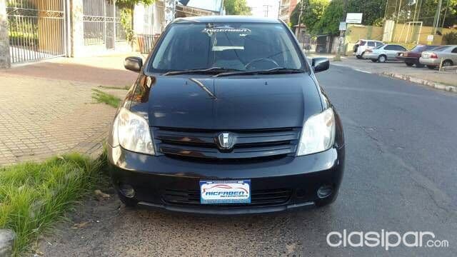 Toyota Ist 2003