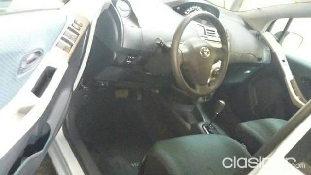 Toyota Vitz 2006