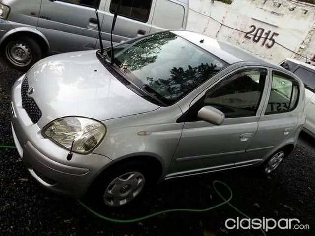 Toyota Vitz 2003