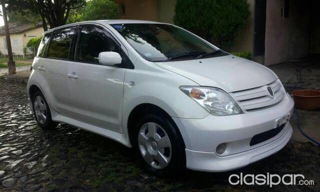 Toyota Ist 2003