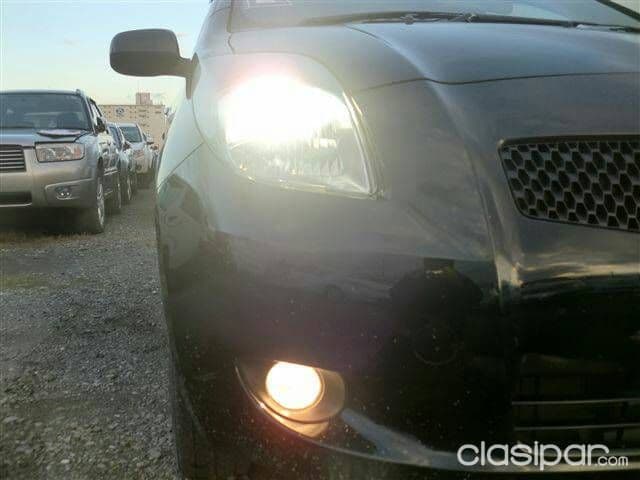 Toyota Vitz 2006