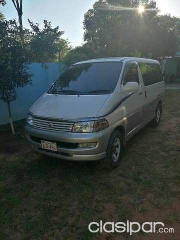 Toyota Regius Año 1998