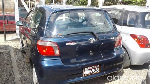 Toyota Vitz 2001