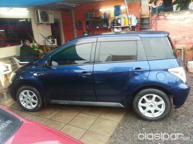 Toyota Ist 2003