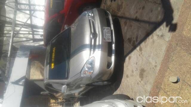 Toyota Platz 2003