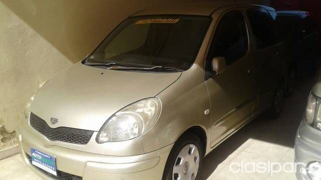 Toyota Funcargo Faro Lagrima Año 2003