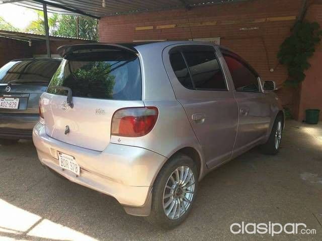 Toyota Vitz 2000