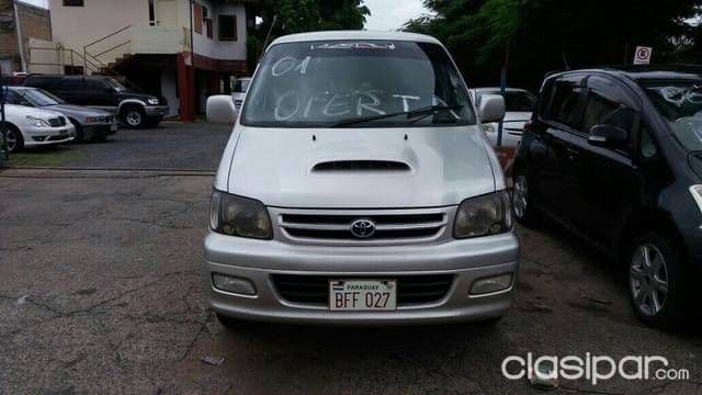 Toyota Noah 2001