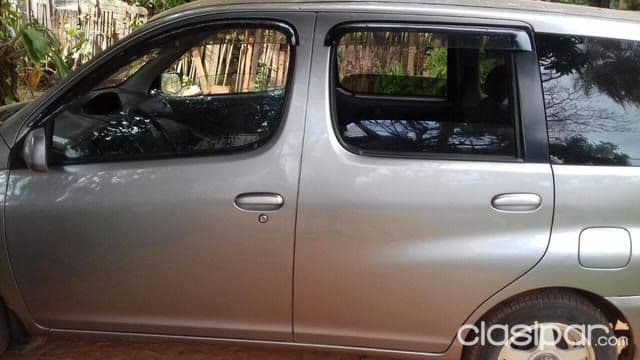Toyota Funcargo 2002