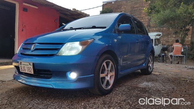 Toyota Ist 2002