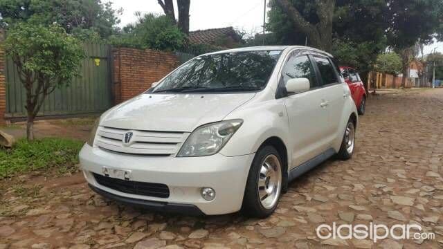 Toyota Ist 2004
