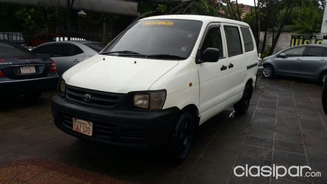 Toyota Noah 2002