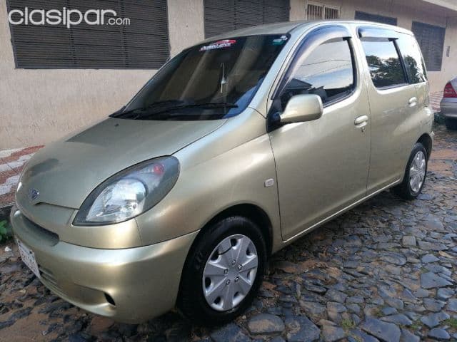 Toyota Funcargo 2001