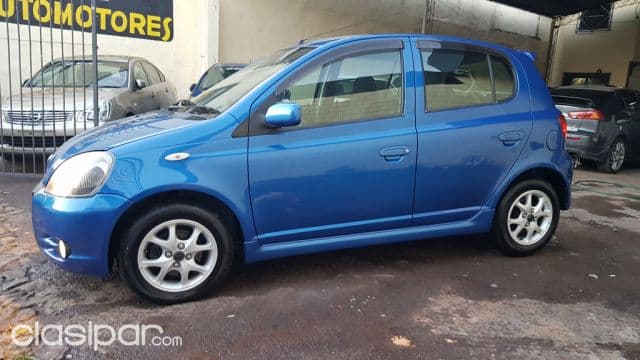 Toyota Vitz 2001