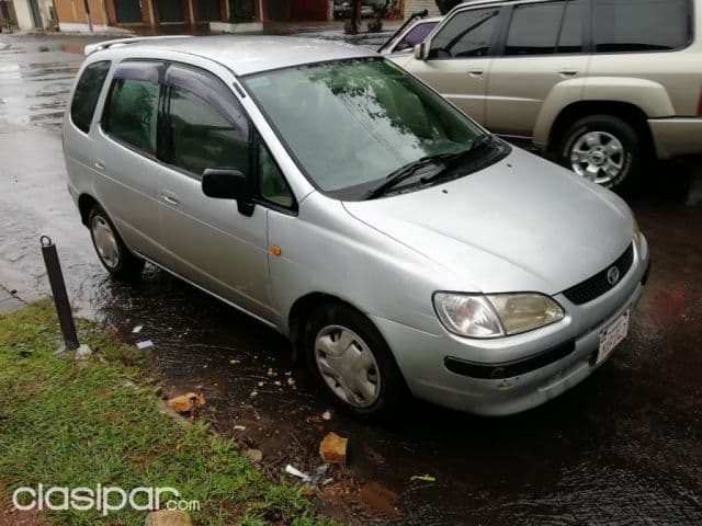 Toyota Spacio 1998