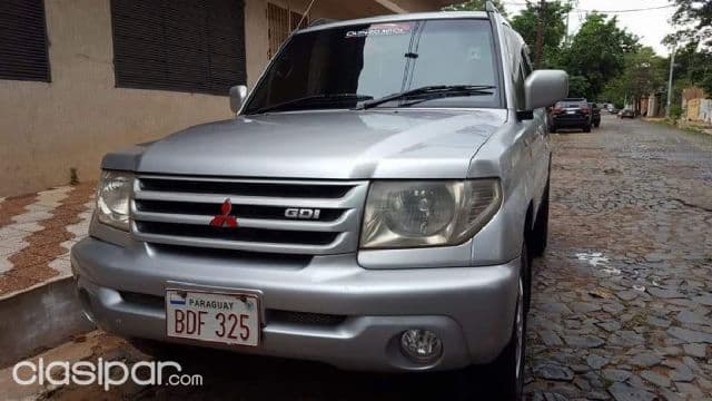 Mitsubishi Pajero Io 2001