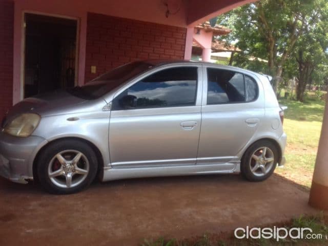 Toyota Vitz 2004
