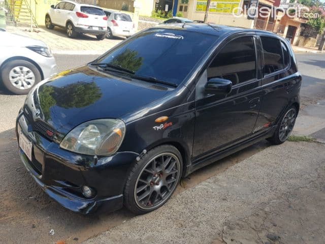 Toyota Vitz 2002