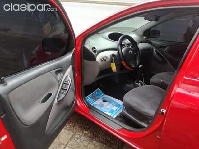 Toyota Vitz 2003