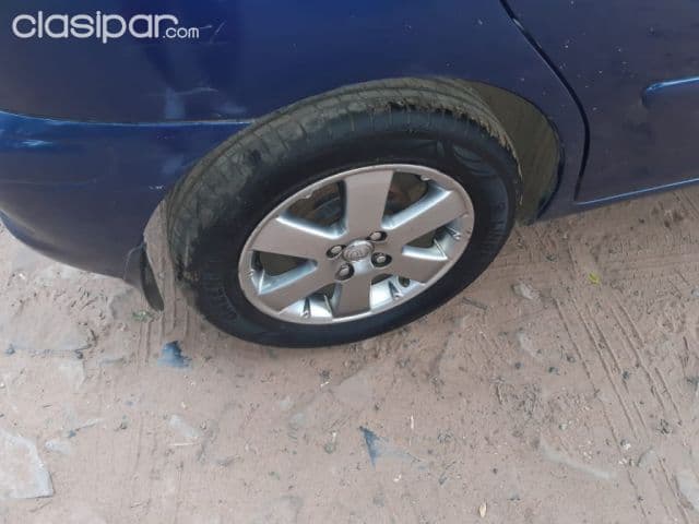Toyota Funcargo 2003